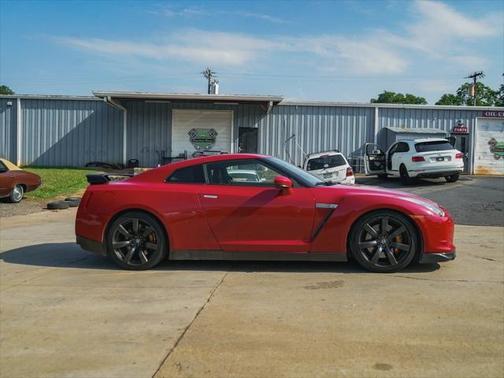 2010 Nissan GT-R Premium