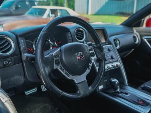 2010 Nissan GT-R Premium