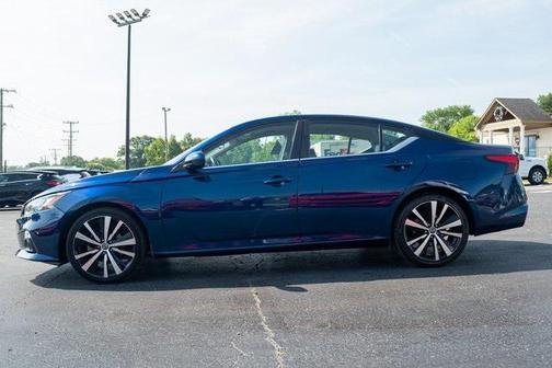 2020 Nissan Altima SR FWD