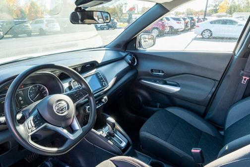 2020 Nissan Kicks SV