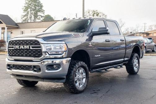 2022 RAM 2500 Big Horn Crew Cab 4x4 6'4' Box