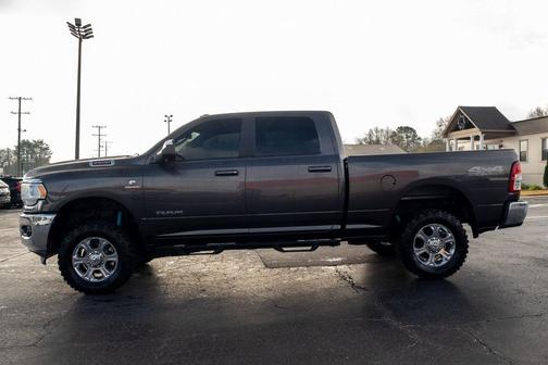 2022 RAM 2500 Big Horn Crew Cab 4x4 6'4' Box