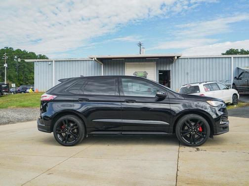 2019 Ford Edge ST