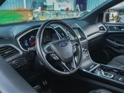 2019 Ford Edge ST