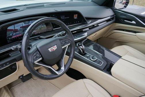 2022 Cadillac Escalade Premium Luxury