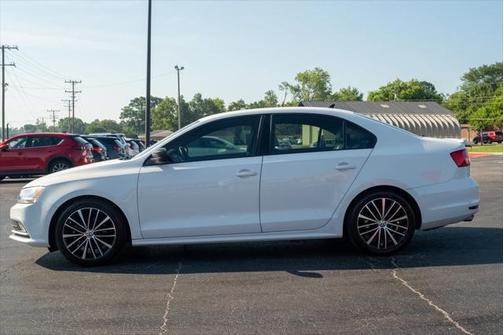 2016 Volkswagen Jetta 1.8T Sport