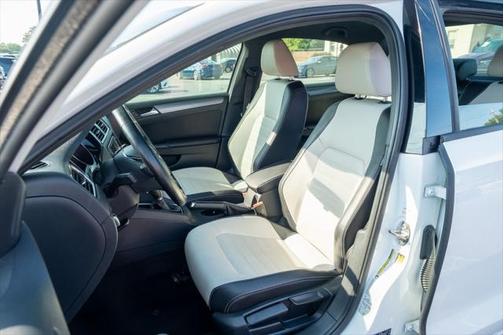2016 Volkswagen Jetta 1.8T Sport