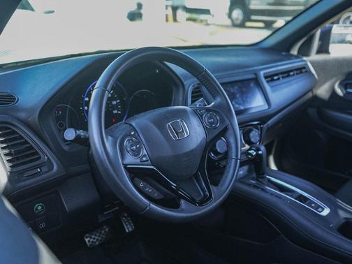 2021 Honda HR-V 2WD Sport