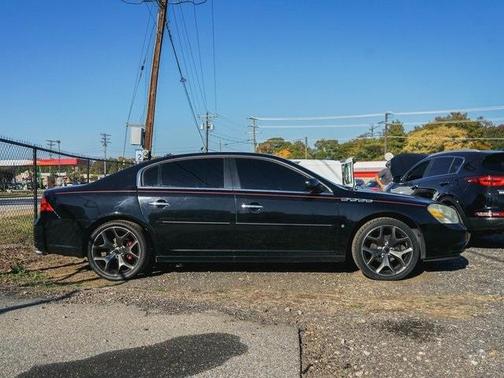 Photo 2 of 25 of 2010 Buick Lucerne CXL Special Edition