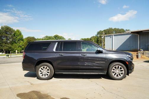 Dark Ash Metallic 2023 Chevrolet Suburban Premier