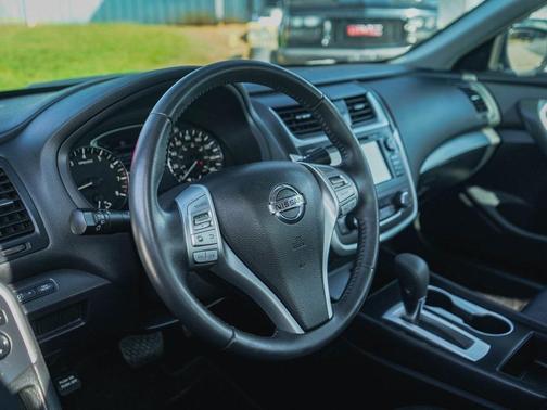 2017 Nissan Altima 2.5 SV