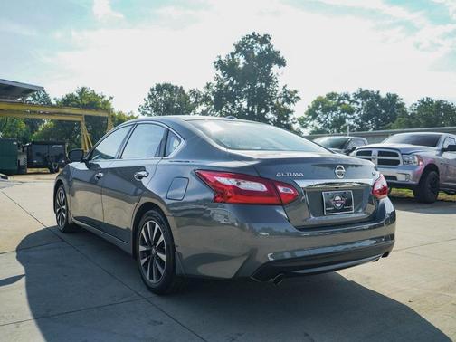 2017 Nissan Altima 2.5 SV