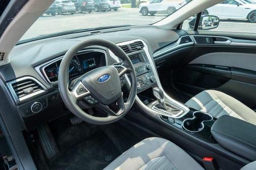 2016 Ford Fusion Hybrid S