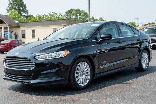 2016 Ford Fusion Hybrid S