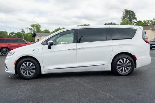 2023 Chrysler Pacifica Hybrid Limited