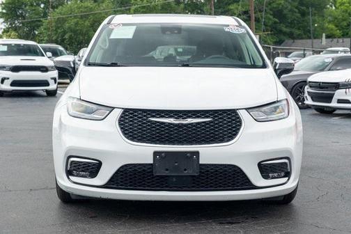 2023 Chrysler Pacifica Hybrid Limited