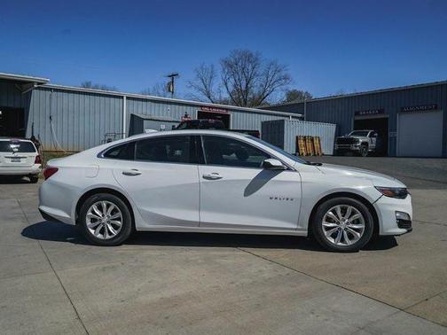 2021 Chevrolet Malibu FWD LT
