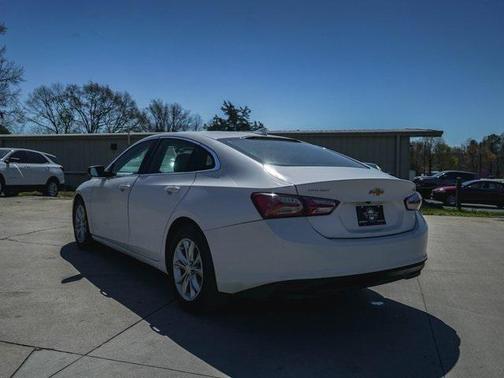 2021 Chevrolet Malibu FWD LT