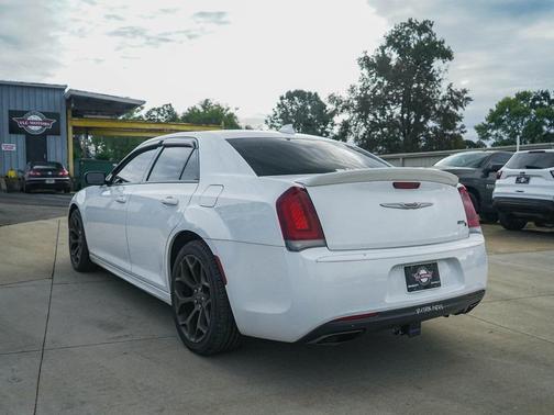 2017 Chrysler 300 S