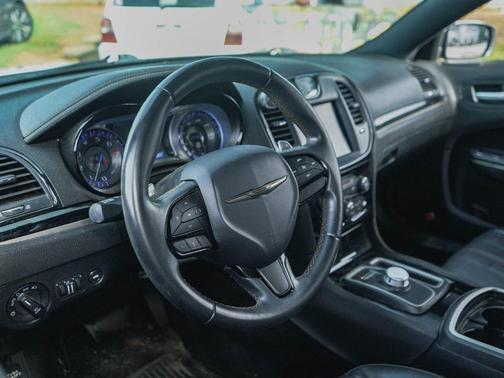 2017 Chrysler 300 S
