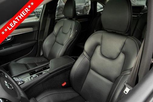 2022 Volvo S90 B6 Inscription