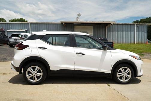 Fresh Powder 2025 Nissan Kicks S