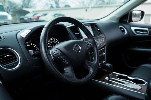 2020 Nissan Pathfinder Platinum 2WD