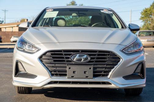 2019 Hyundai SONATA SE