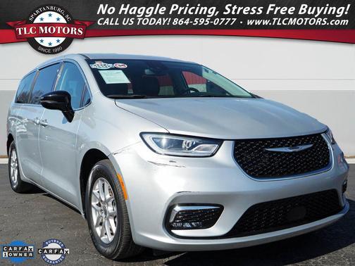 2024 Chrysler Pacifica Touring L