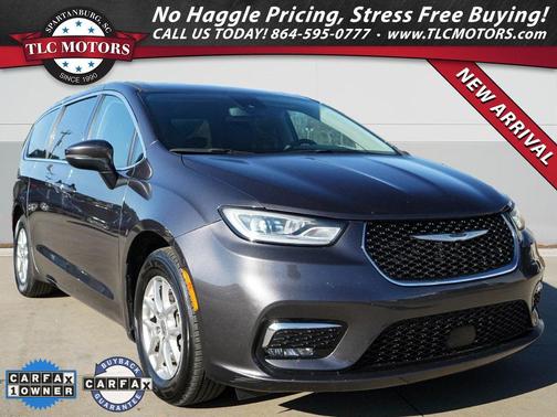 2023 Chrysler Pacifica Touring L