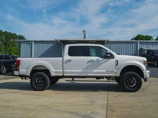 2017 Ford F-350 Lariat