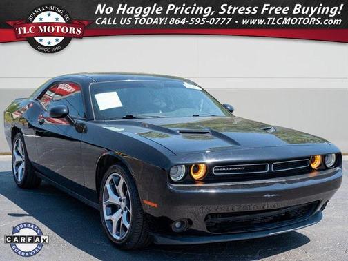 2016 Dodge Challenger SXT