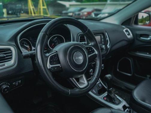 2017 Jeep New Compass Latitude