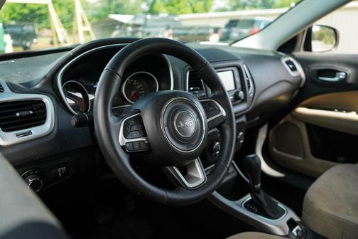 Spitfire Orange Clearcoat 2018 Jeep Compass Sport