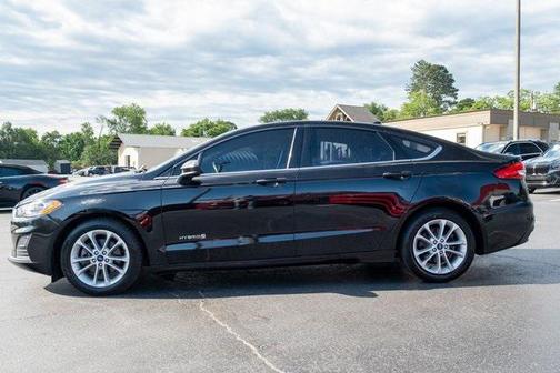 2019 Ford Fusion Hybrid SE