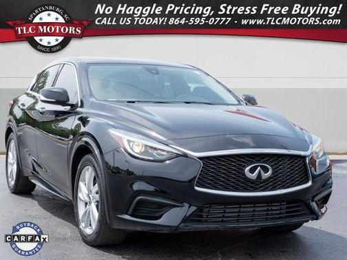 2017 INFINITI QX30 Luxury