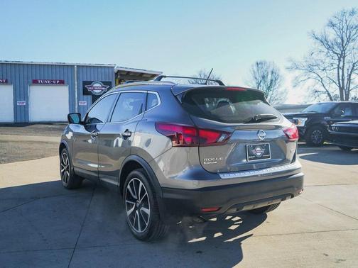 2017 Nissan Rogue Sport SL