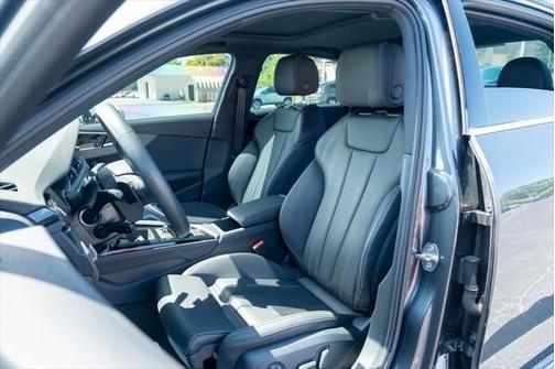 2023 Audi A4 45 S line Premium Plus