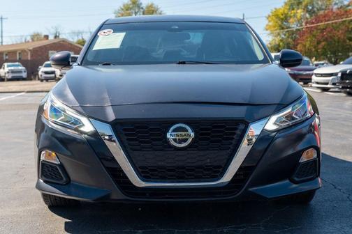 2022 Nissan Altima 2.5 SV