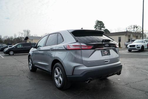 2020 Ford Edge SE
