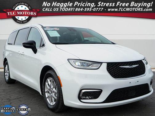 2024 Chrysler Pacifica Touring L