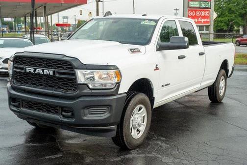 2020 RAM 3500 Tradesman Crew Cab 4x4 8' Box