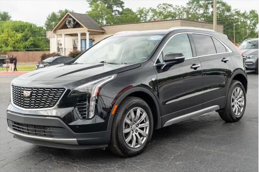 2022 Cadillac XT4 Premium Luxury