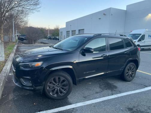 Diamond Black Crystal Pearlcoat 2019 Jeep Cherokee High Altitude