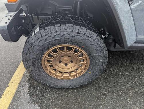 Anvil Clearcoat 2026 Jeep Gladiator Rubicon