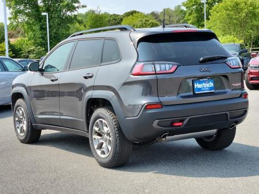 2022 Jeep Cherokee Trailhawk