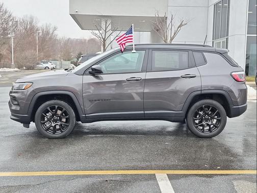 2023 Jeep Compass Latitude
