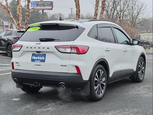 2022 Ford Escape SEL