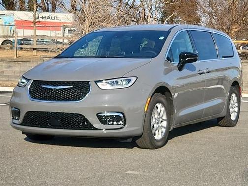2025 Chrysler Pacifica L