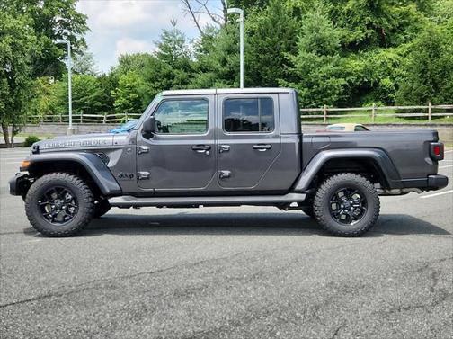 2025 Jeep Gladiator High Tide